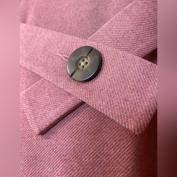 NWOT CAbi Tailored Blazer (Retails $199) - Picture 5 of 6